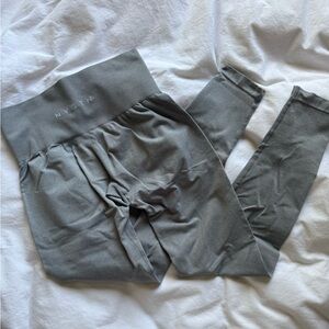 NVGTN grey contour leggings small